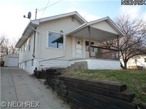 486 Lamont St, Akron, OH 44305 photo 1
