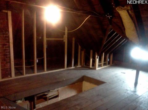 1874 E 31st St, Lorain, OH 44055 photo 9