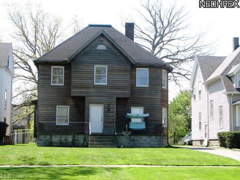 1874 E 31st St, Lorain, OH 44055 photo 1