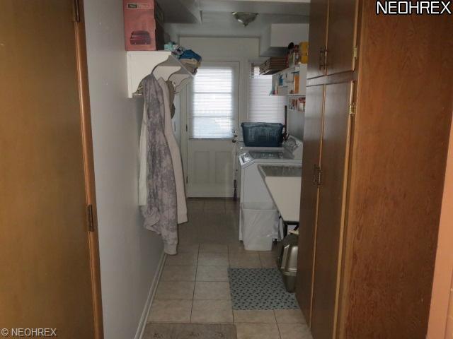 824 Washington Ave, Elyria, OH 44035 photo 9