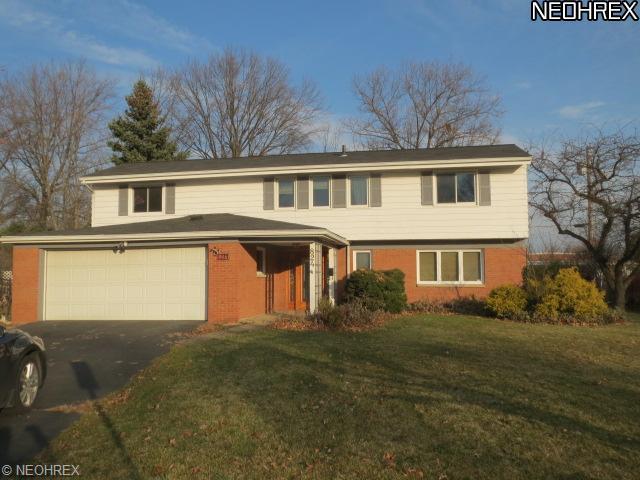 824 Washington Ave, Elyria, OH 44035 photo 1