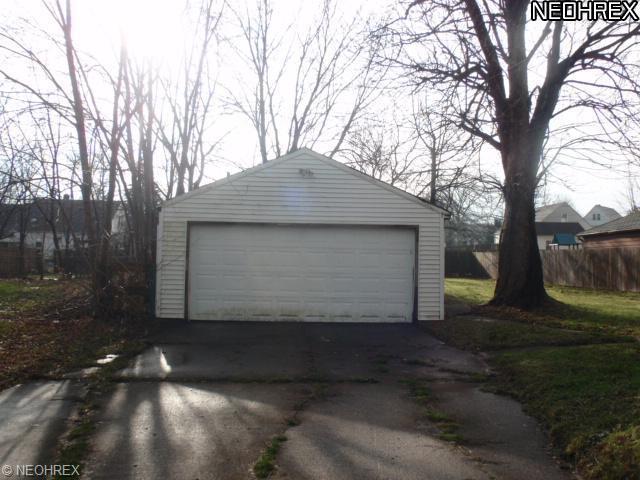 125 Bell Ave, Elyria, OH 44035 photo 13