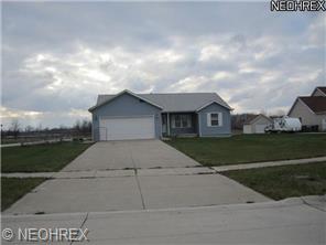 102 Sunset Ct, Elyria, OH 44035 photo 1