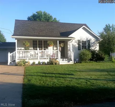 808 Mcdaniel Ave, Minerva, OH 44657 photo 1