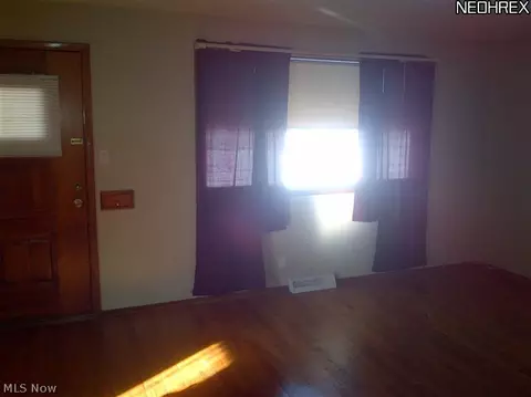 5205 Milo Ave, Maple Heights, OH 44137 photo 8