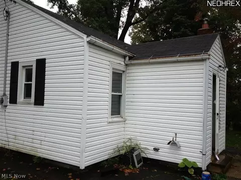 4829 Benefit Ave, Ashtabula, OH 44004 photo 3