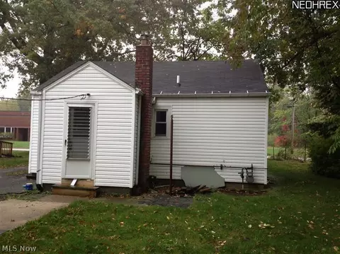 4829 Benefit Ave, Ashtabula, OH 44004 photo 4