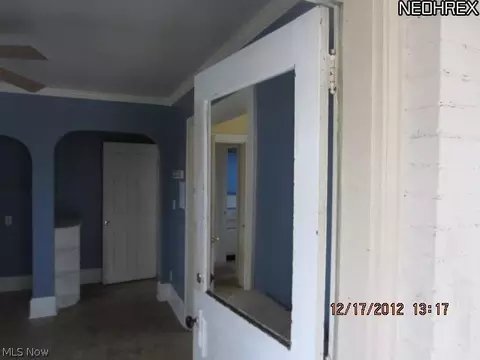 563 E Waterloo Rd, Akron, OH 44319 photo 9