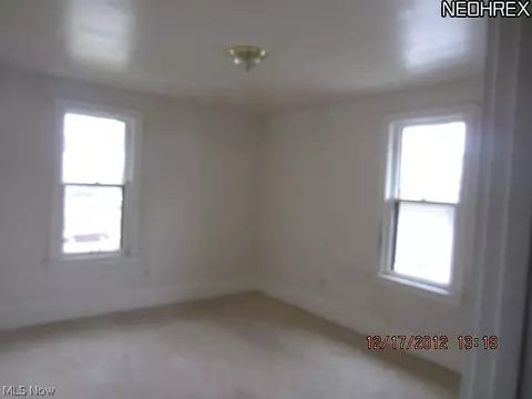 563 E Waterloo Rd, Akron, OH 44319 photo 12