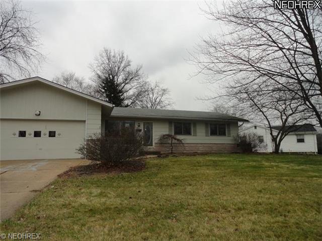 30 Midwood Cir, Youngstown, OH 44512 photo 1