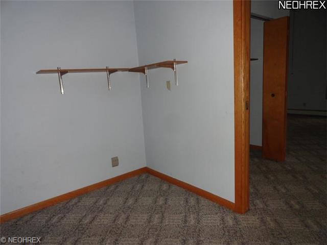 30 Midwood Cir, Youngstown, OH 44512 photo 12