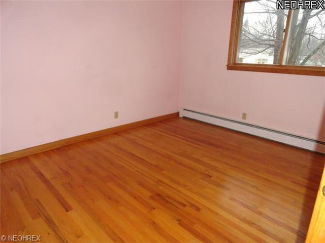 30 Midwood Cir, Youngstown, OH 44512 photo 11