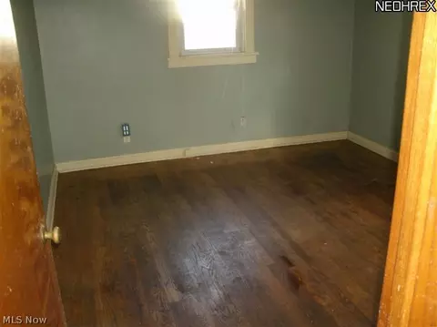 316 Abbott Ct, Coshocton, OH 43812 photo 6