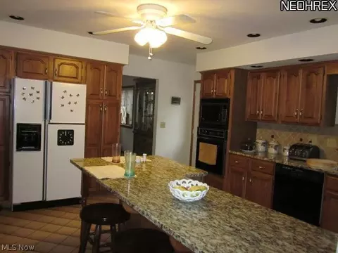 8535 Cable Line Rd, Ravenna, OH 44266 photo 6