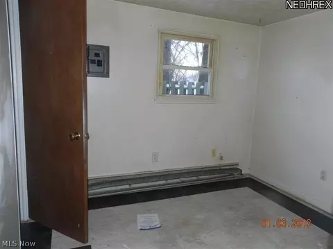 258 Concord Ave, Elyria, OH 44035 photo 6