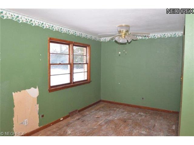 6022 West Ave, Ashtabula, OH 44004 photo 5