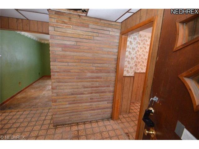 6022 West Ave, Ashtabula, OH 44004 photo 2