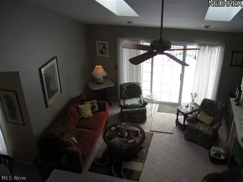 457 Shadowbrook Cir, Aurora, OH 44202 photo 10