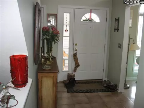 457 Shadowbrook Cir, Aurora, OH 44202 photo 5
