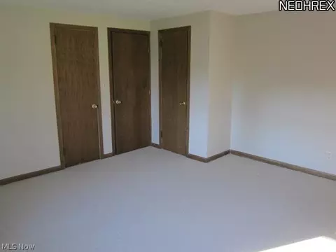 2118 Pine Ridge Dr, Wickliffe, OH 44092 photo 11
