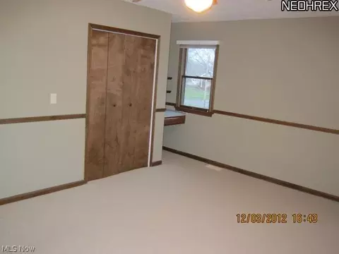 2118 Pine Ridge Dr, Wickliffe, OH 44092 photo 25