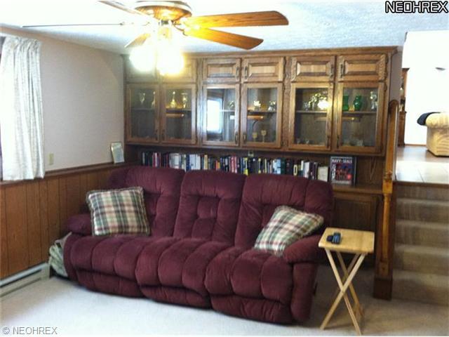 124 Valley Forge Cir, Elyria, OH 44035 photo 7