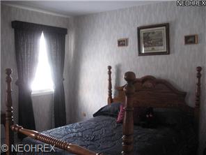 1530 Barbie Dr, Youngstown, OH 44512 photo 9