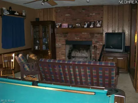 1077 Maple Dr, Wadsworth, OH 44281 photo 5