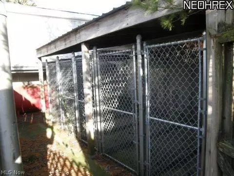 8006 Plank, Thompson, OH 44086 photo 2