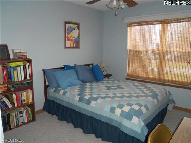 36877 Stevens Blvd, Willoughby, OH 44094 photo 11