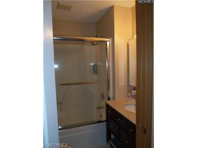36877 Stevens Blvd, Willoughby, OH 44094 photo 15