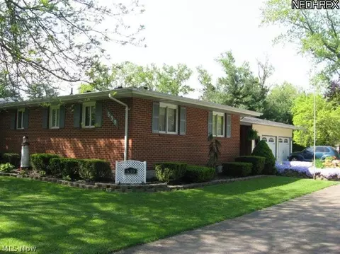 539 Berlin Rd, Huron, OH 44839 photo 1