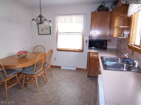 1830 Harbor Ave, Ashtabula, OH 44004 photo 2