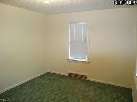 920 E 250th St, Euclid, OH 44132 photo 7