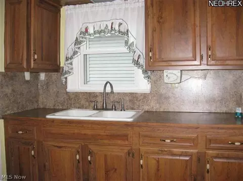 1176 Hampton Rd, Kent, OH 44240 photo 7