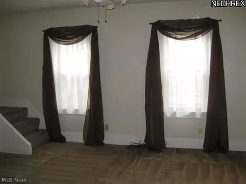 1176 Hampton Rd, Kent, OH 44240 photo 2