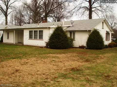 1924 Dover Ave, Dover, OH 44622 photo 18