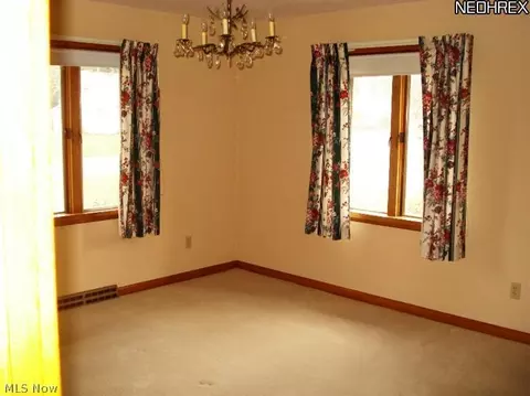 1924 Dover Ave, Dover, OH 44622 photo 8