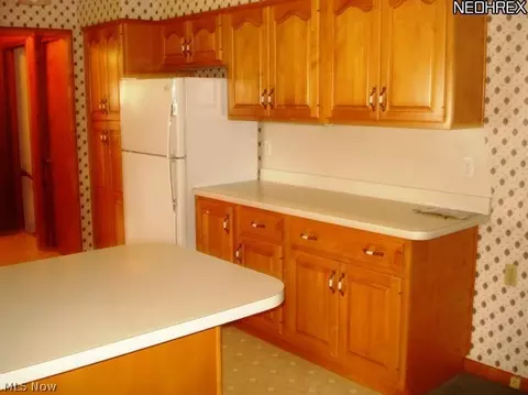 1924 Dover Ave, Dover, OH 44622 photo 4