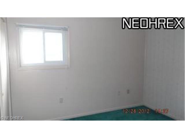 1725 Columbus Ave, Ashtabula, OH 44004 photo 7