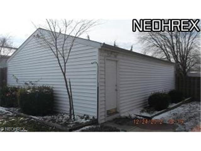 1725 Columbus Ave, Ashtabula, OH 44004 photo 3