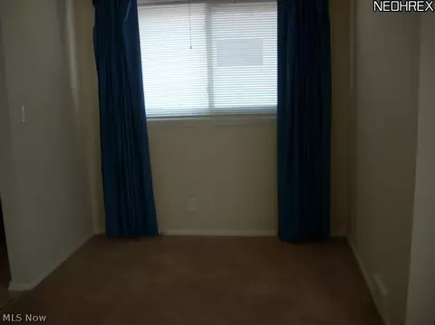 31505 Daniel Dr, Willowick, OH 44095 photo 6