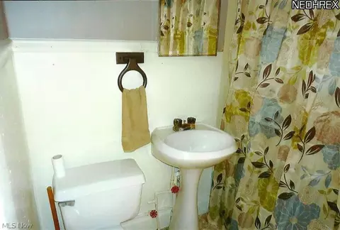 7976 3rd St, Masury, OH 44438 photo 7