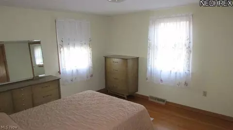 347 University Ave, Elyria, OH 44035 photo 7