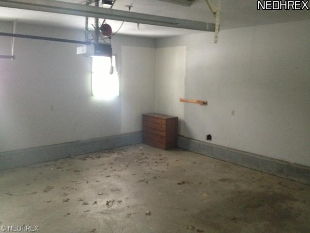 628 Myrtle Ave, Ashtabula, OH 44004 photo 5
