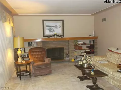 470 13th St, Campbell, OH 44405 photo 5