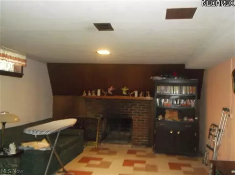 470 13th St, Campbell, OH 44405 photo 20