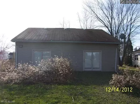 387 Stable Dr, Lagrange, OH 44050 photo 3