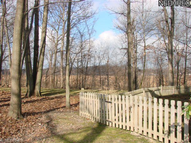5330 Richards Dr, Mentor, OH 44060 photo 3