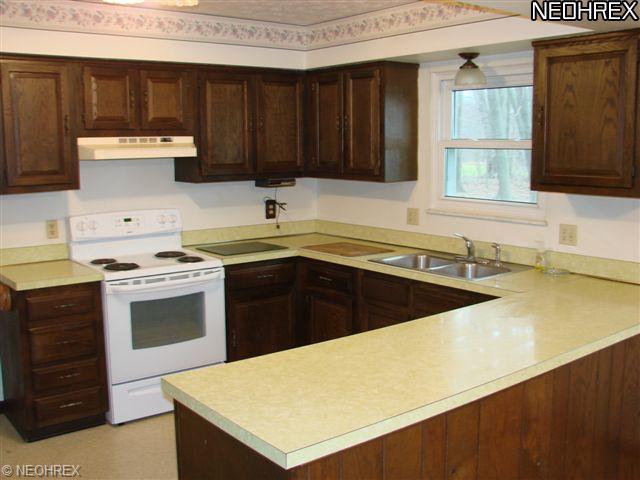5330 Richards Dr, Mentor, OH 44060 photo 4